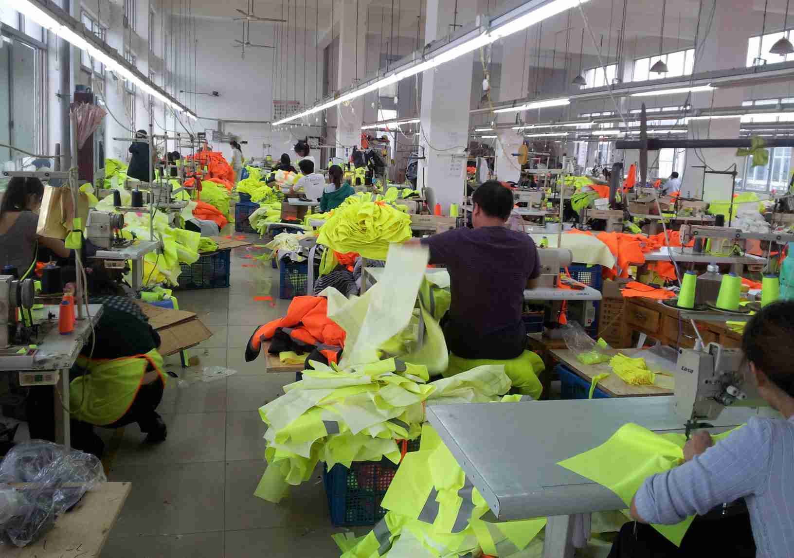 safety-vest-production
