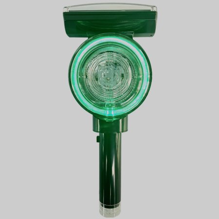 green-solar-barricade-flashing-light