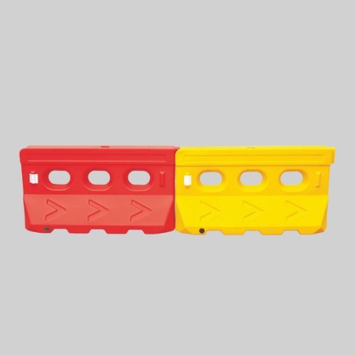 SM-003B-Plastic-Water-Filled-Barrier