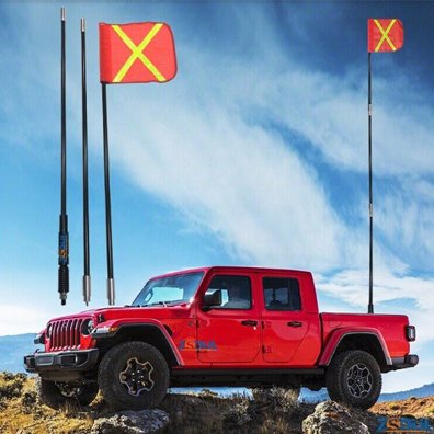 Safety-flags-on-vehicles