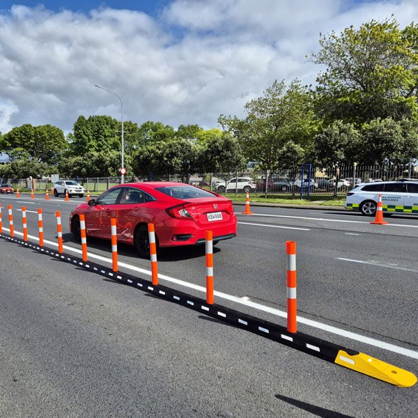 Construction-Sites-Lane-Separator