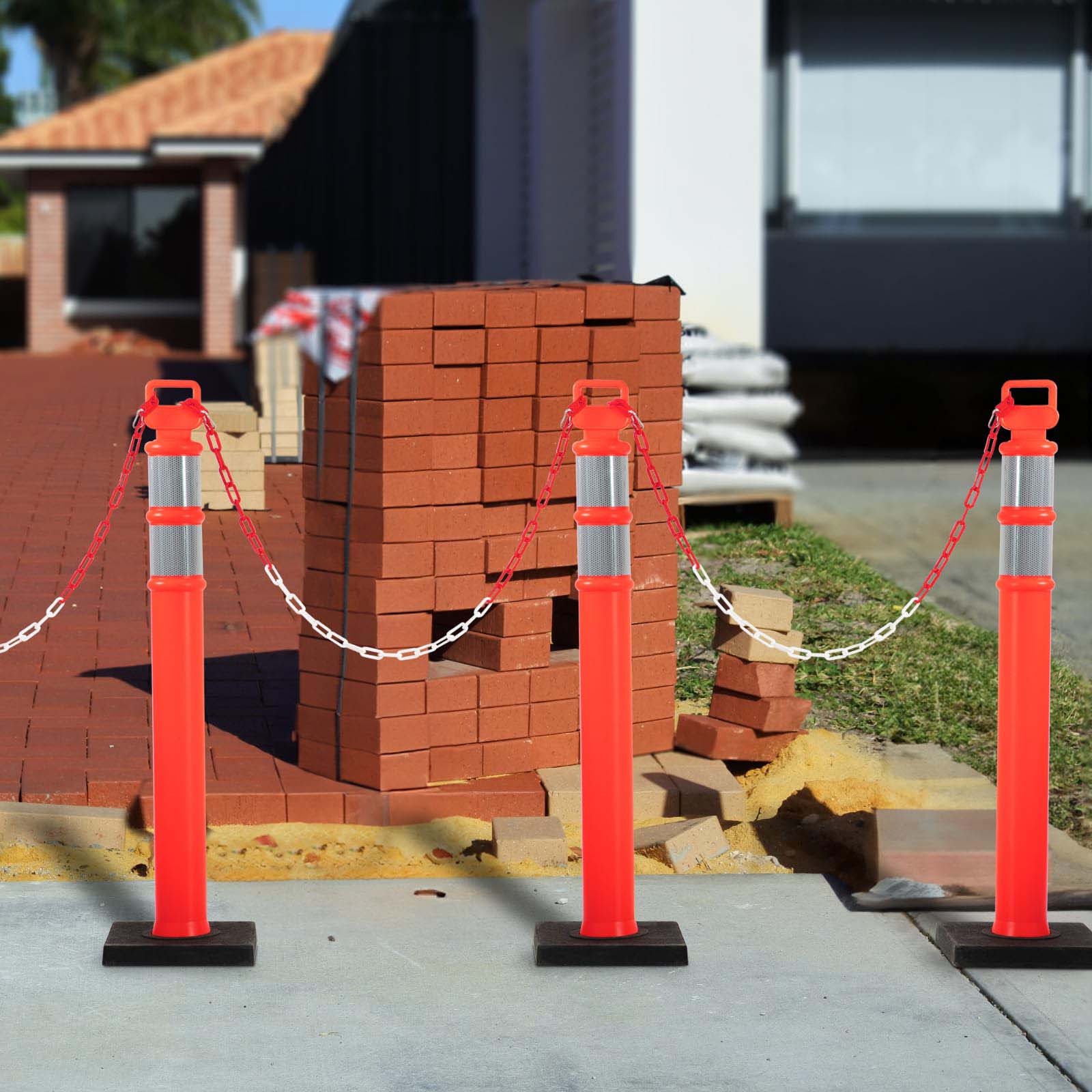 construction site delineator post