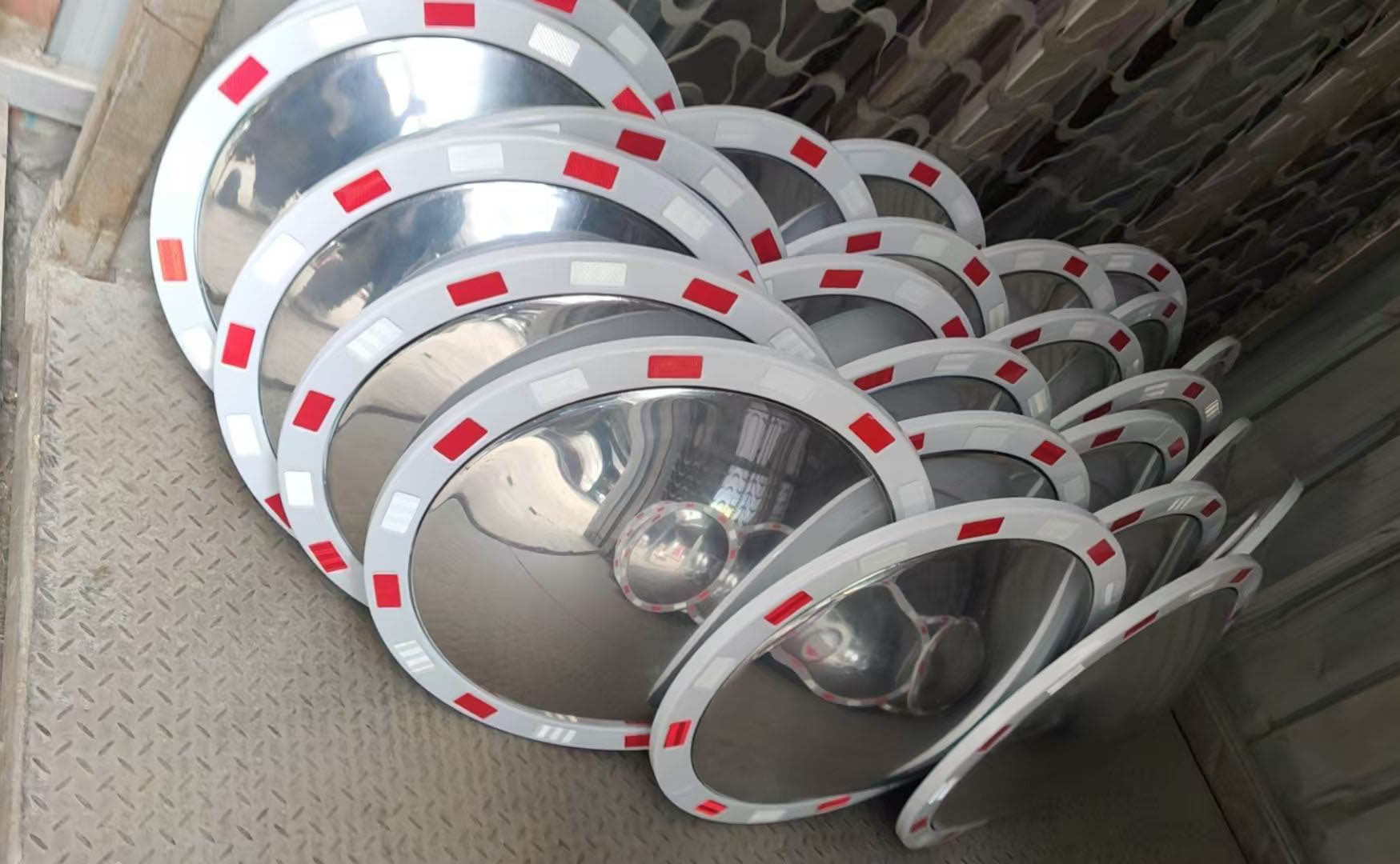 convex mirror production 3