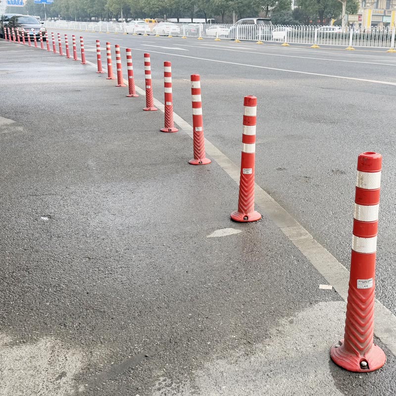 parking bollard used in street roadside