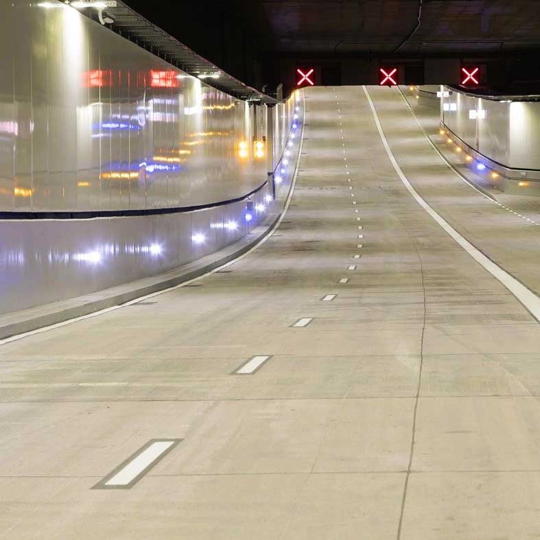 Bridge and Tunnel Road Cat's Eye