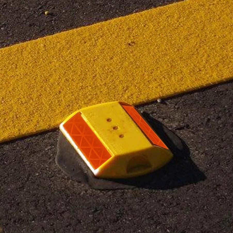 Lane Markings Road Cat's Eye