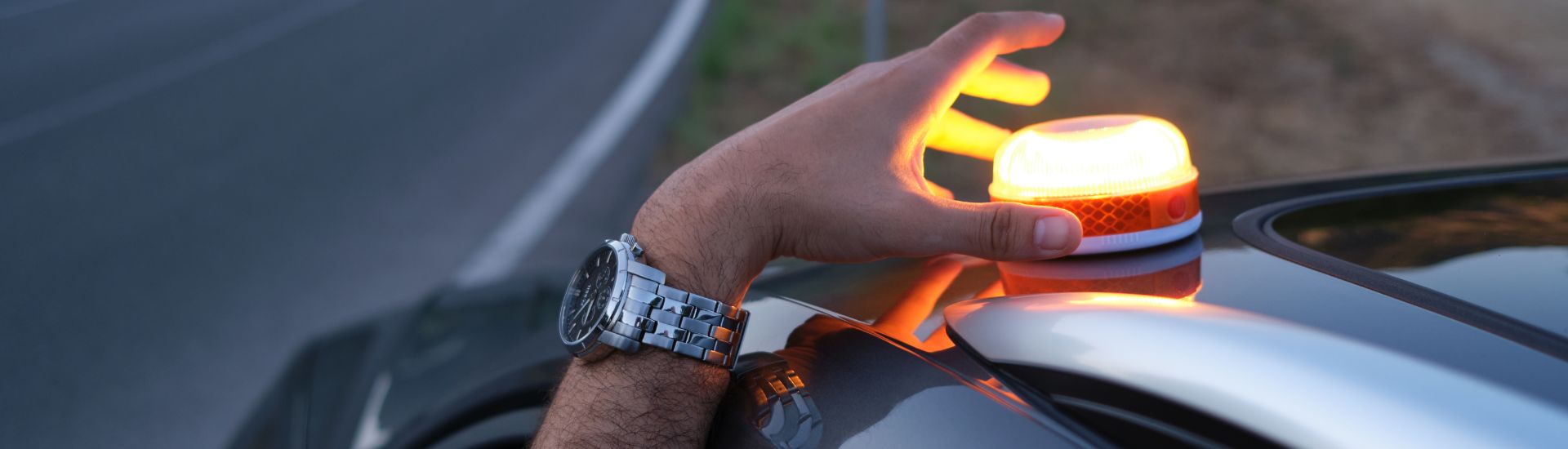 ¿Qué es la luz de baliza? Tipos, usos, colores, beneficios y precio