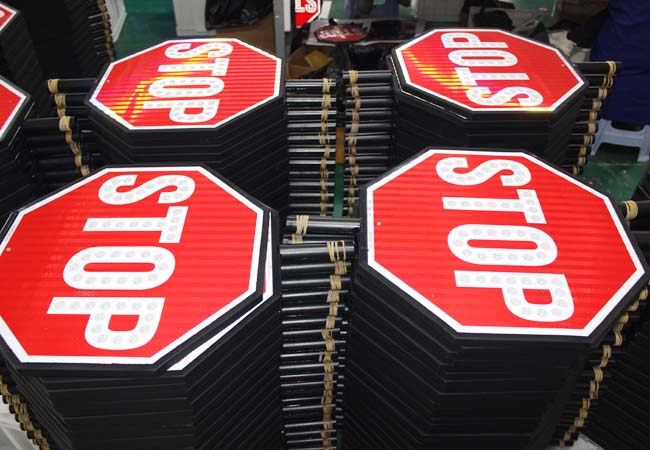 led stop slow paddles production 3