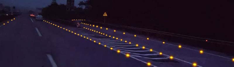 road stud spacing