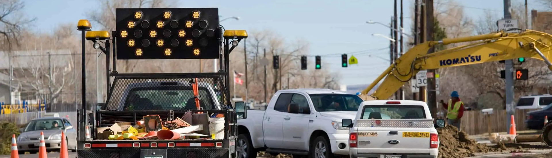 Vehicle Mounted Arrow Boards vs Arrow Board Trailers