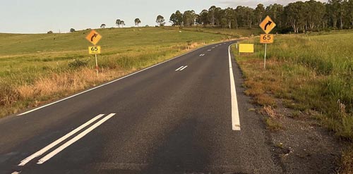 double dotted line on road
