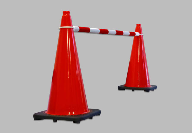 Balken mit Leitkegeln