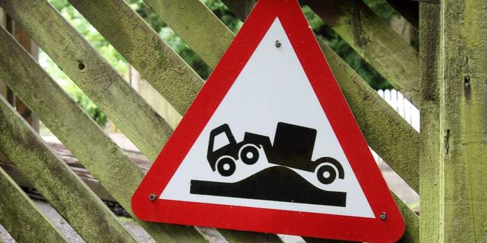 Risk of Grounding Road Sign