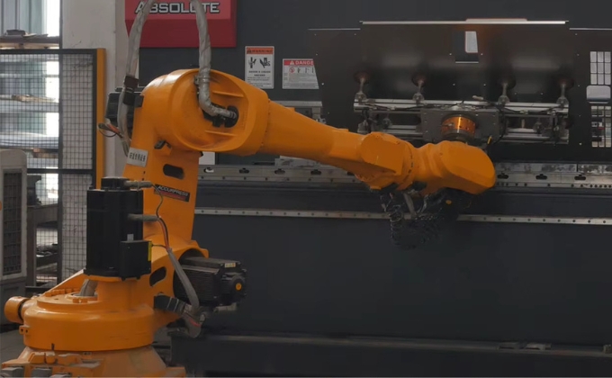 Automatische Biegemaschine