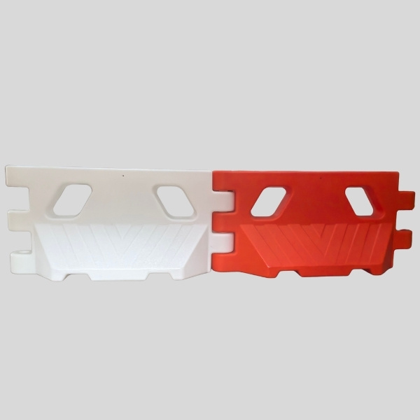 SM-010 Plastic Water-filled Barrier