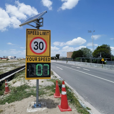 Solar Sign for Highways and Expressways