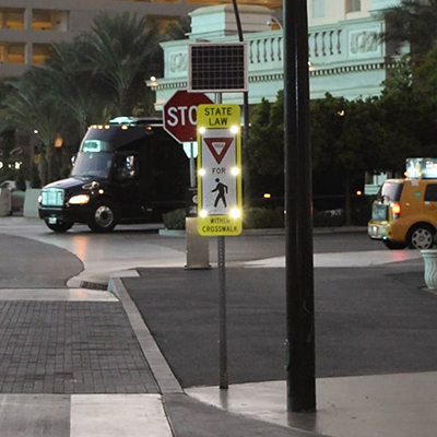 Solar Sign for Urban Intersections