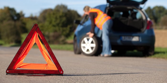 Fahren mit plattem Reifen in Gefahr