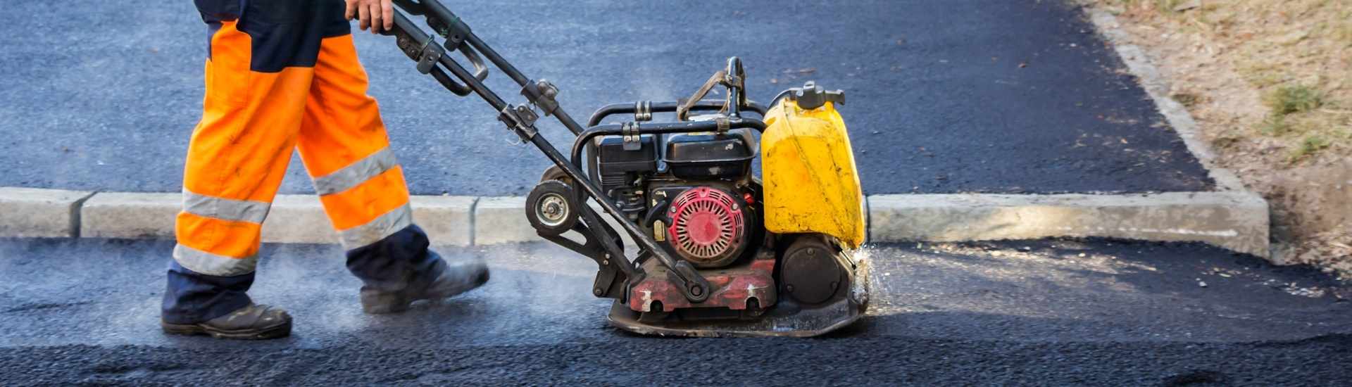 Peso do compactador de placas