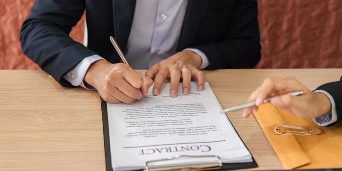 Administration des contrats