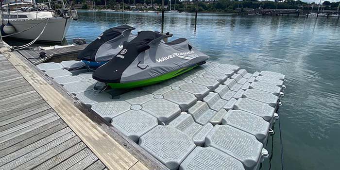 Док-станция для автомобилей