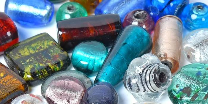 Perles de verre en feuille d'aluminium