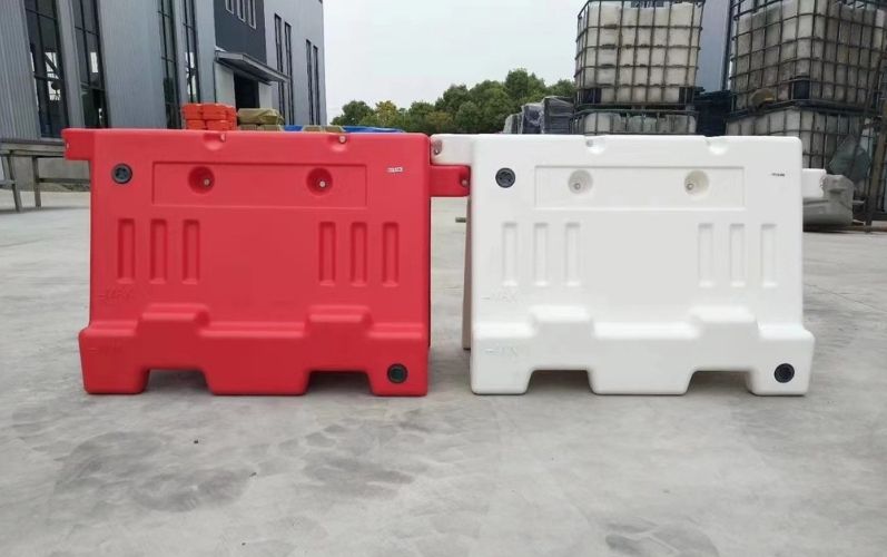 Plastic Water-filled Barrier