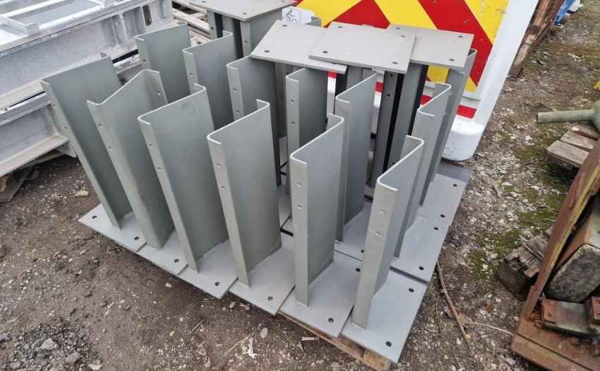 Post and Accessories