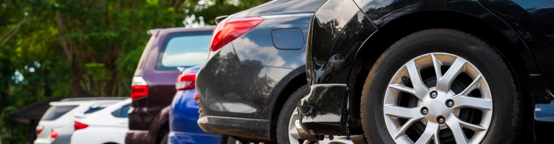 ¿Qué son las luces de estacionamiento?