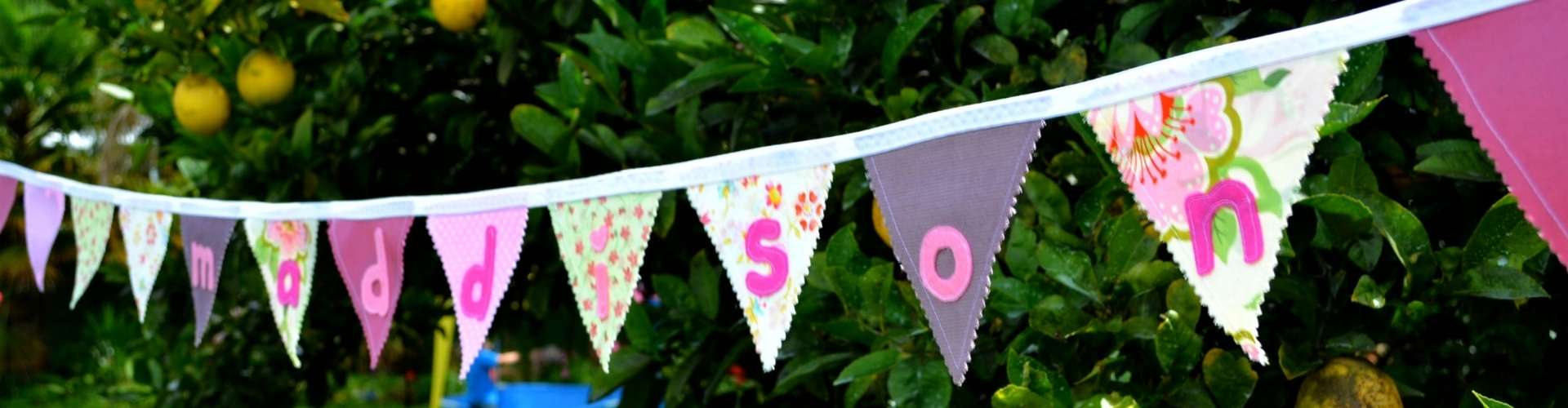 Cómo colgar banderines