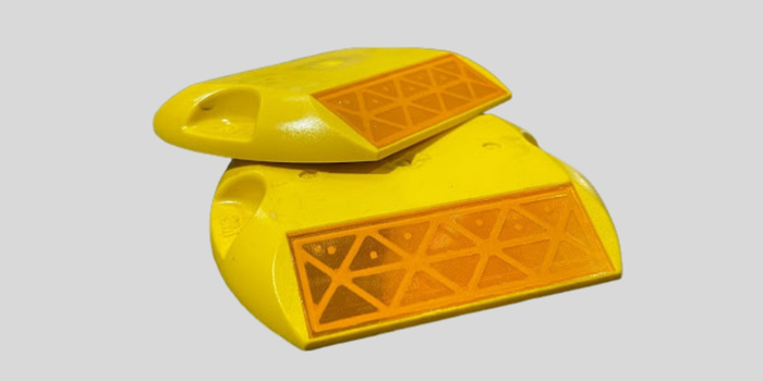 Olhos de gato de plástico