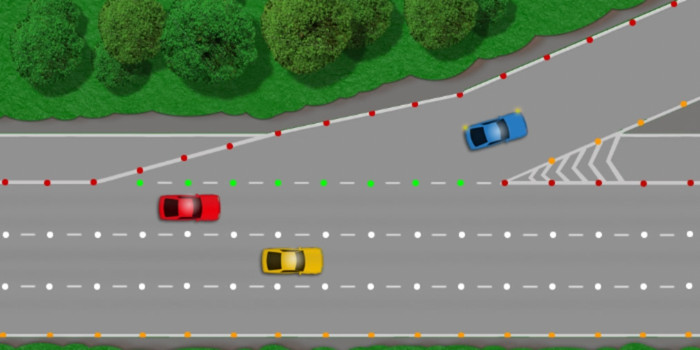 Tachuelas reflectantes en el color de la autopista