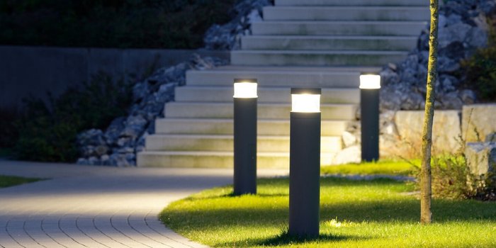 Root-Mounted Bollard Lights