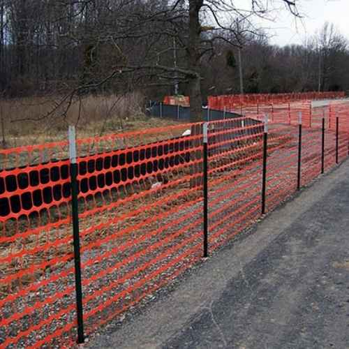 T-posts for construction sites