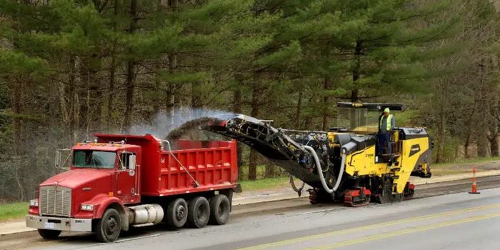 Asphalt Milling Equipment