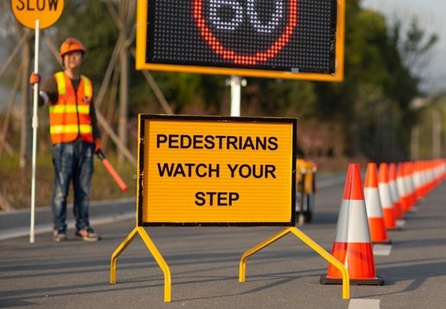 Boxed Edge Signs on work site