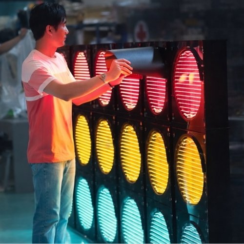 Feu de circulation à DEL de 16 pouces