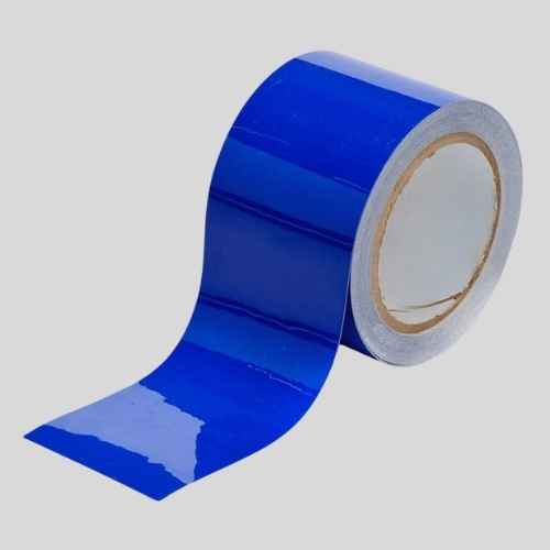 Cinta azul para marcar el suelo