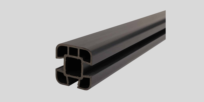 أعمدة سياج مركبة