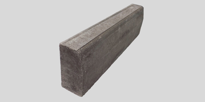 رصيف نصف متضرر