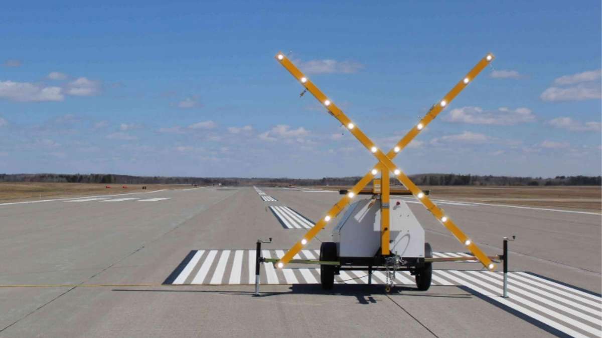 Marquages de fermeture de piste pour l'aéroport