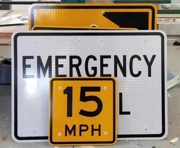 Types of Custom Aluminum Signs